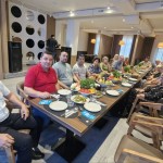 photo_5924509426503502967_y